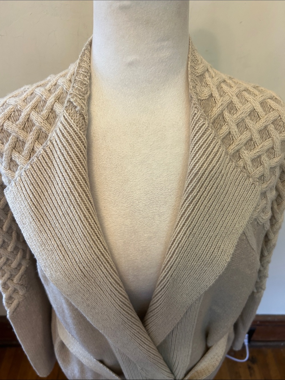 Lafayette 148 Beige Cable-Knit Shawl Collar Belted Sweater Cardigan Size 2X EUC - Picture 3 of 7